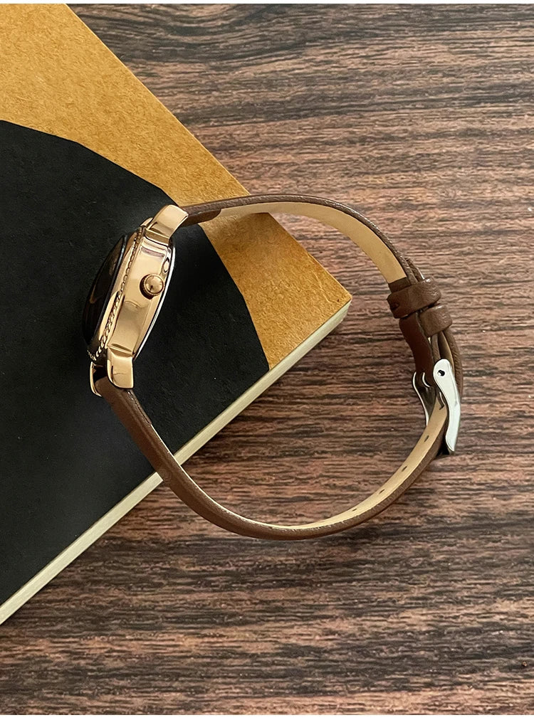 ساعة نسائية - ساعة كوارتز عتيقة مقاومة للماء من Lucky Goddess