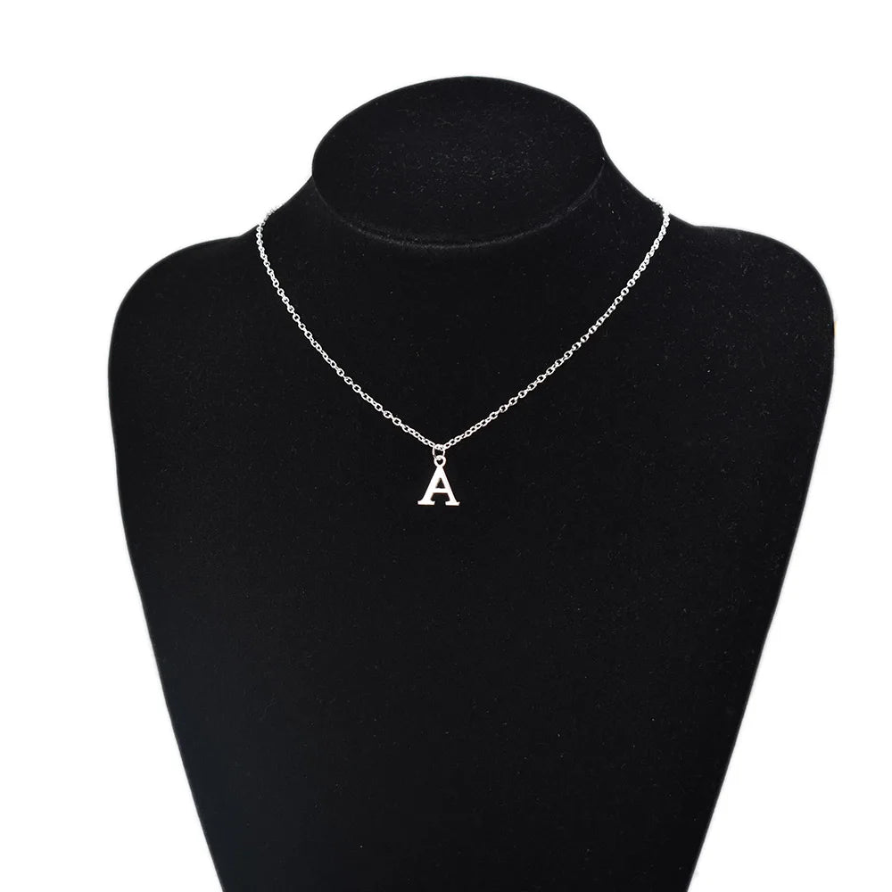 قلادة فضية على شكل حرف أبجدي - قلادة على شكل حرف AZ