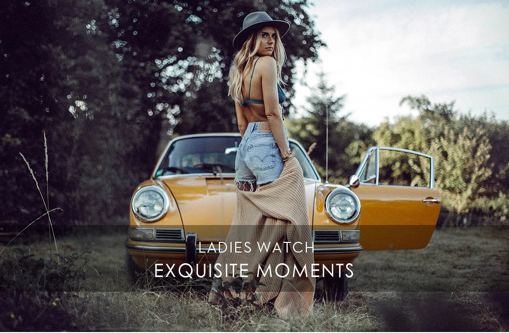 Montre CURREN en or - Montre bracelet en acier pour femme 9007