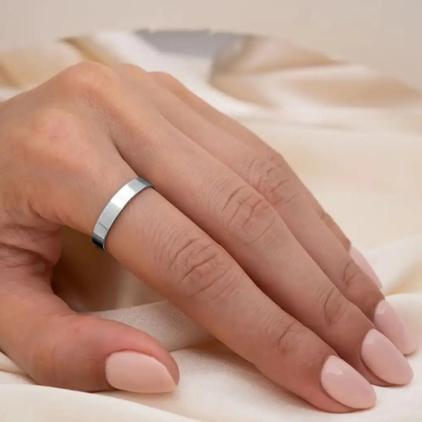 خواتم من الفضة الإسترلينية قابلة للتكديس - أشرطة رفيعة مطلية بالذهب الأبيض عيار 18 قيراطًا