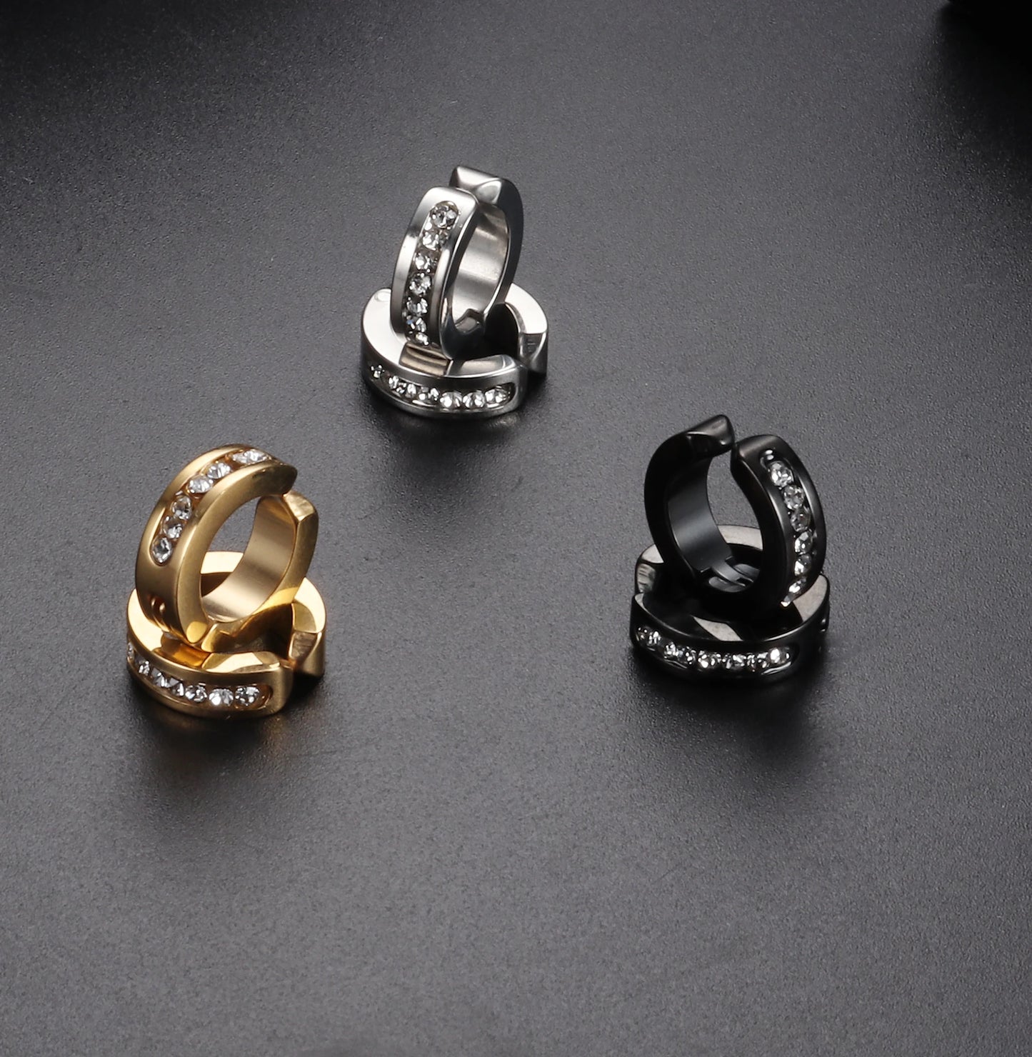 أقراط دائرية بمشبك - مجموعة من الفولاذ المقاوم للصدأ غير قابلة للثقب