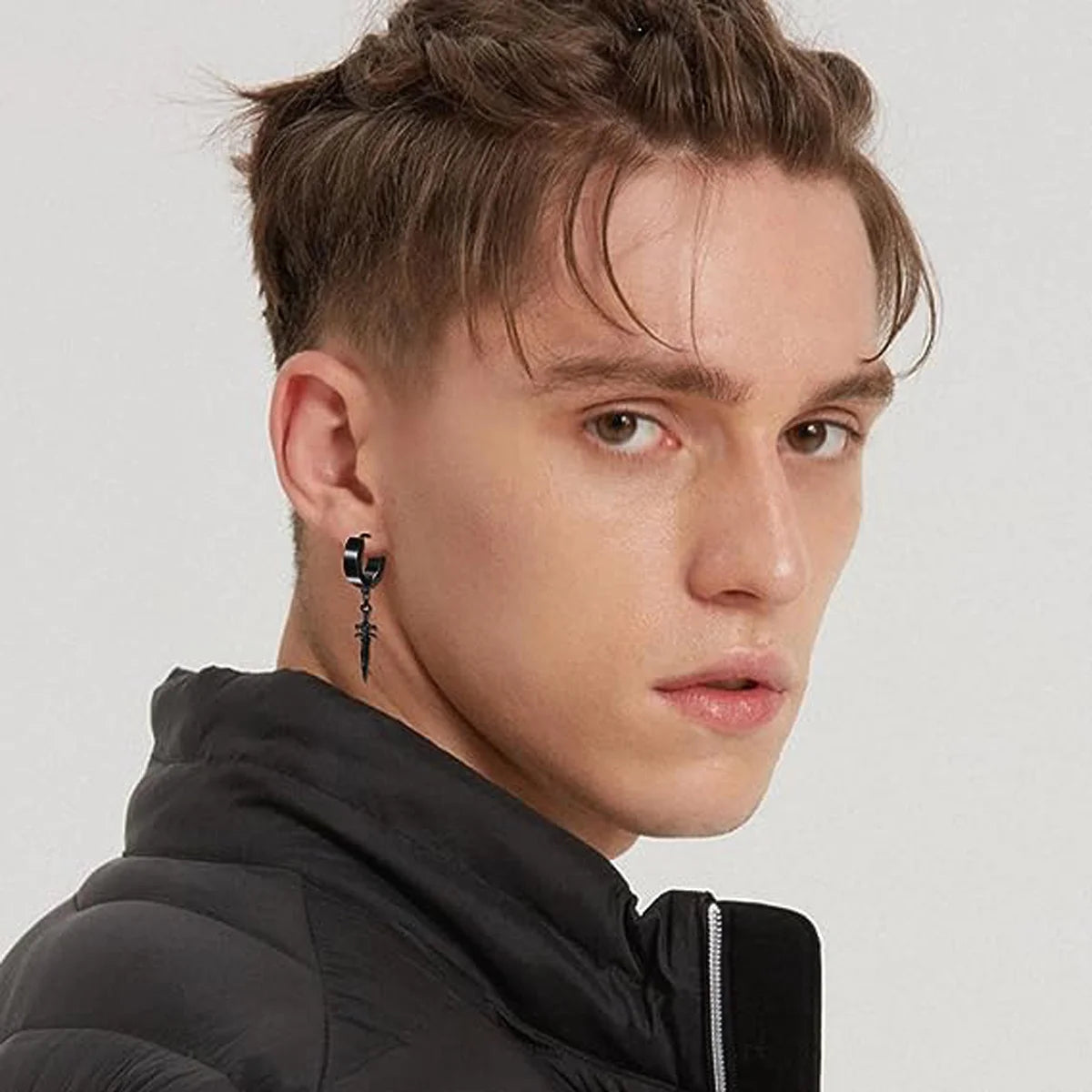 مجموعة أقراط رجالية - 22 زوجًا من أقراط الأذن الدائرية المصنوعة من الفولاذ المقاوم للصدأ باللون الأسود