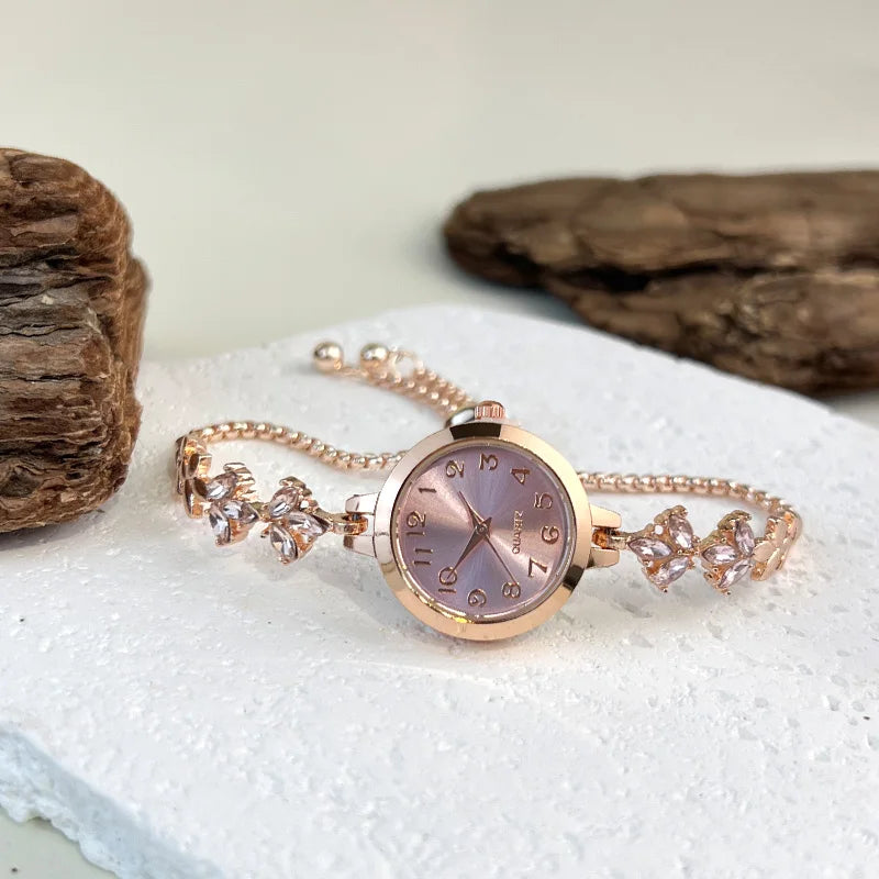 Montre à quartz pour femme - Bracelet en diamant feuille, montre élégante