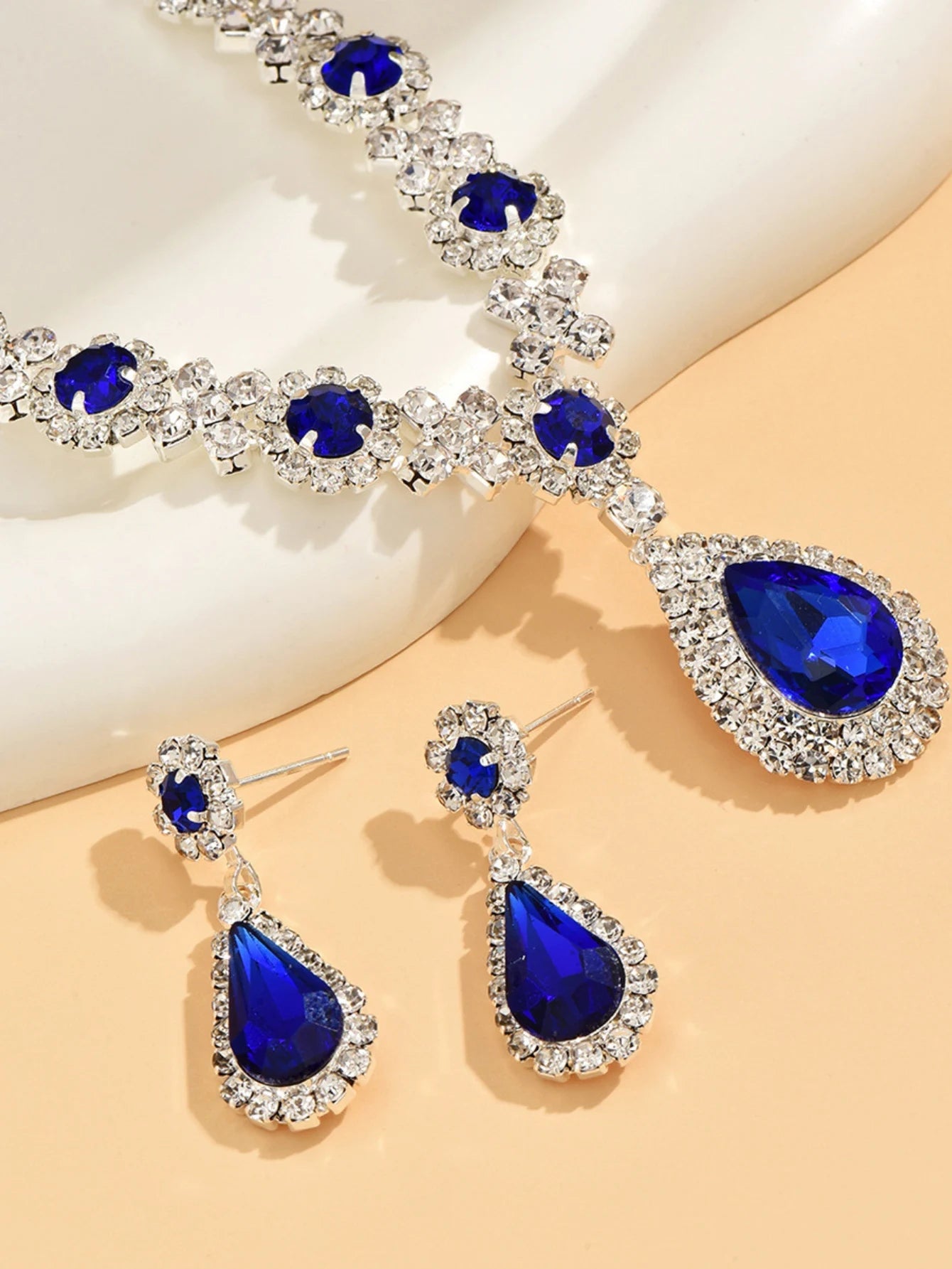 Jewelry Set - 3pcs Crystal Droplet Necklace Earrings Wedding Set