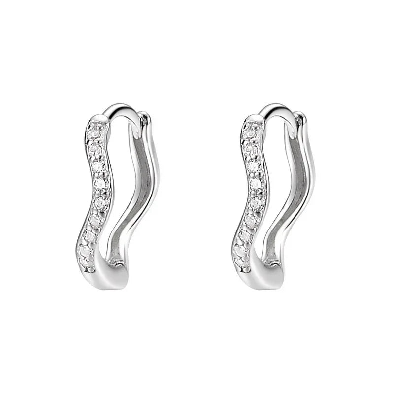 Boucles d'oreilles créoles Wave - Créoles minimalistes en acier avec zircone cristal
