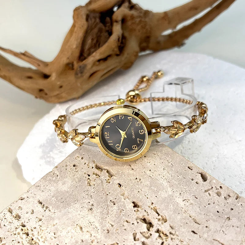 Montre à quartz pour femme - Bracelet en diamant feuille, montre élégante