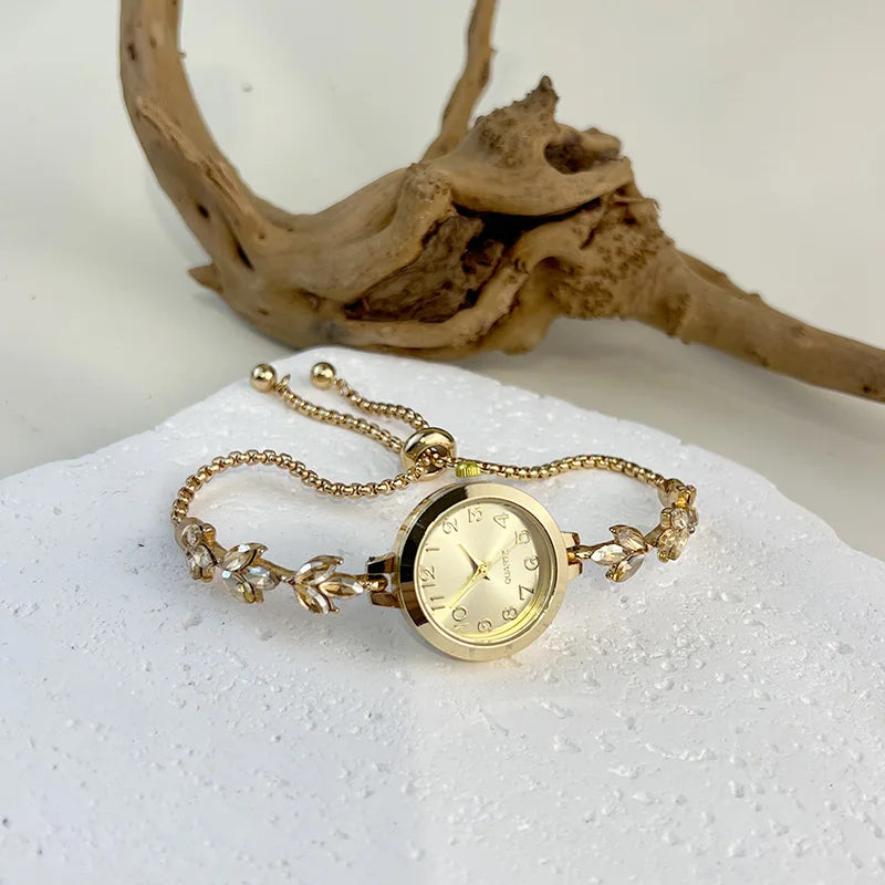 Montre à quartz pour femme - Bracelet en diamant feuille, montre élégante