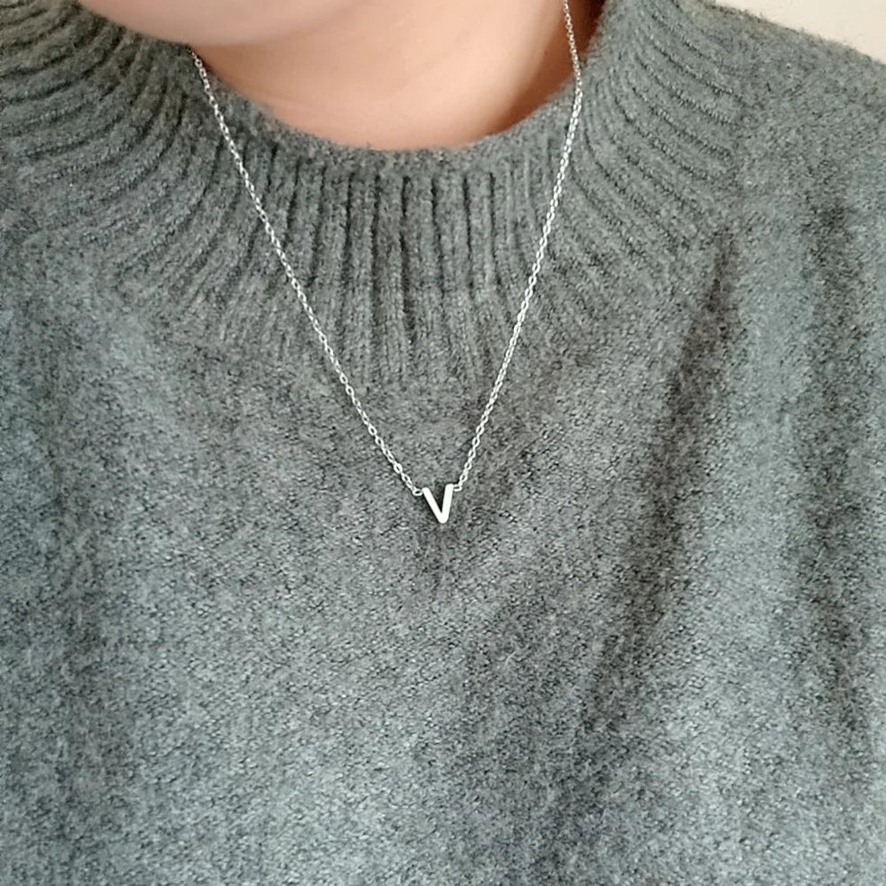 Collier ras du cou minimaliste en acier inoxydable avec initiale AZ - Lettre AZ