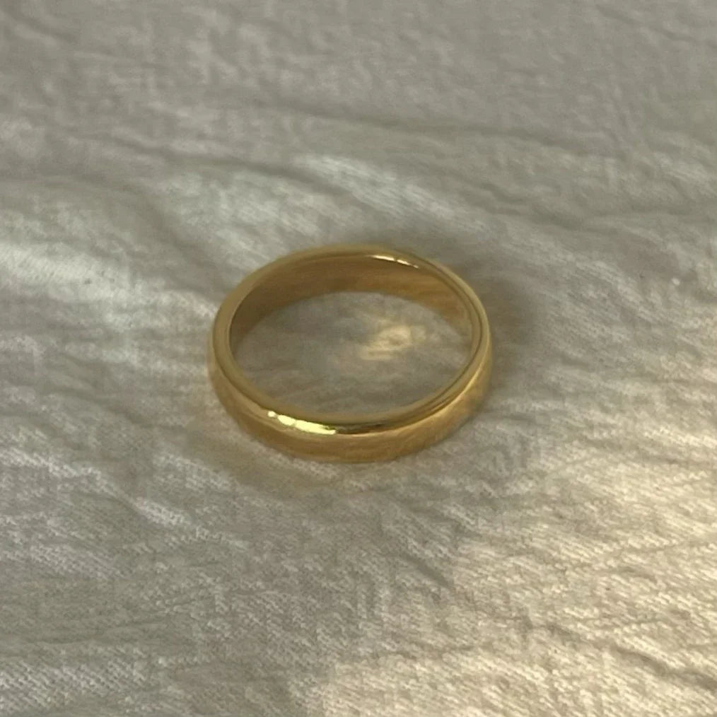 Alliances minimalistes pour couples - Anneaux en acier inoxydable plaqué or 18 carats