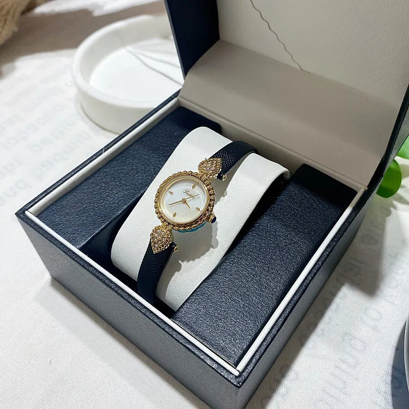 Women's Watch - Luxury Business Waterproof Vintage Quartz Watch