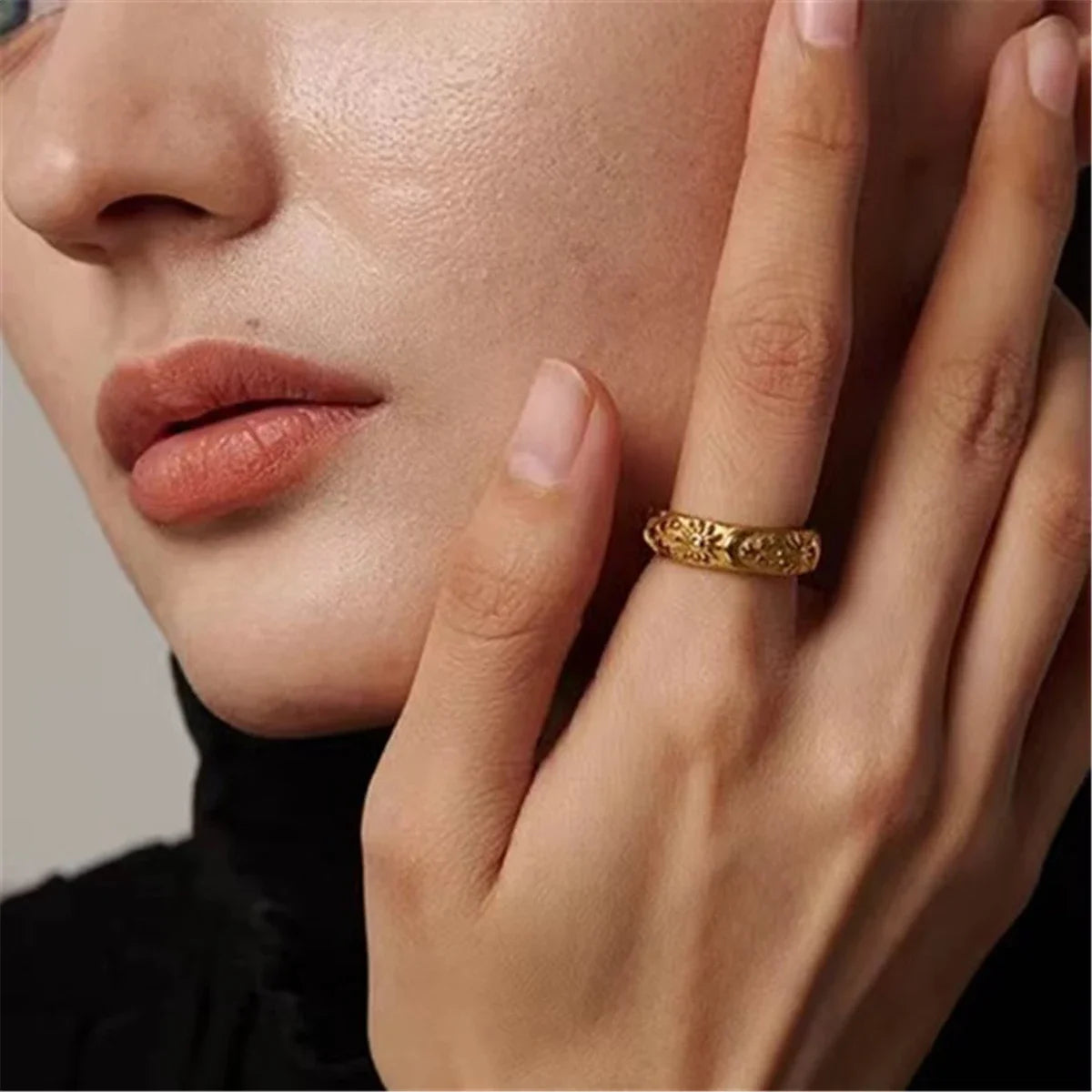 Bamboo Stackable Rings - Minimalist Gold Stainless Steel Set