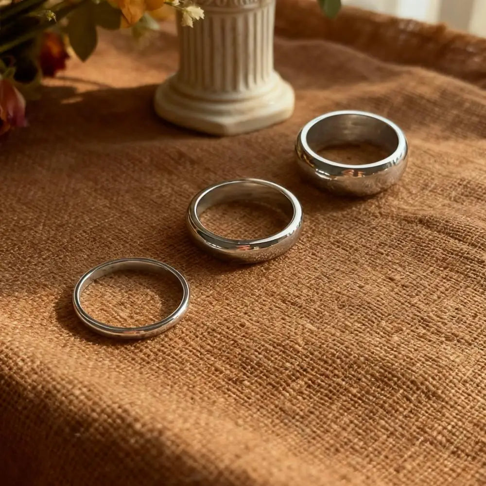 Alliances minimalistes pour couples - Anneaux en acier inoxydable plaqué or 18 carats