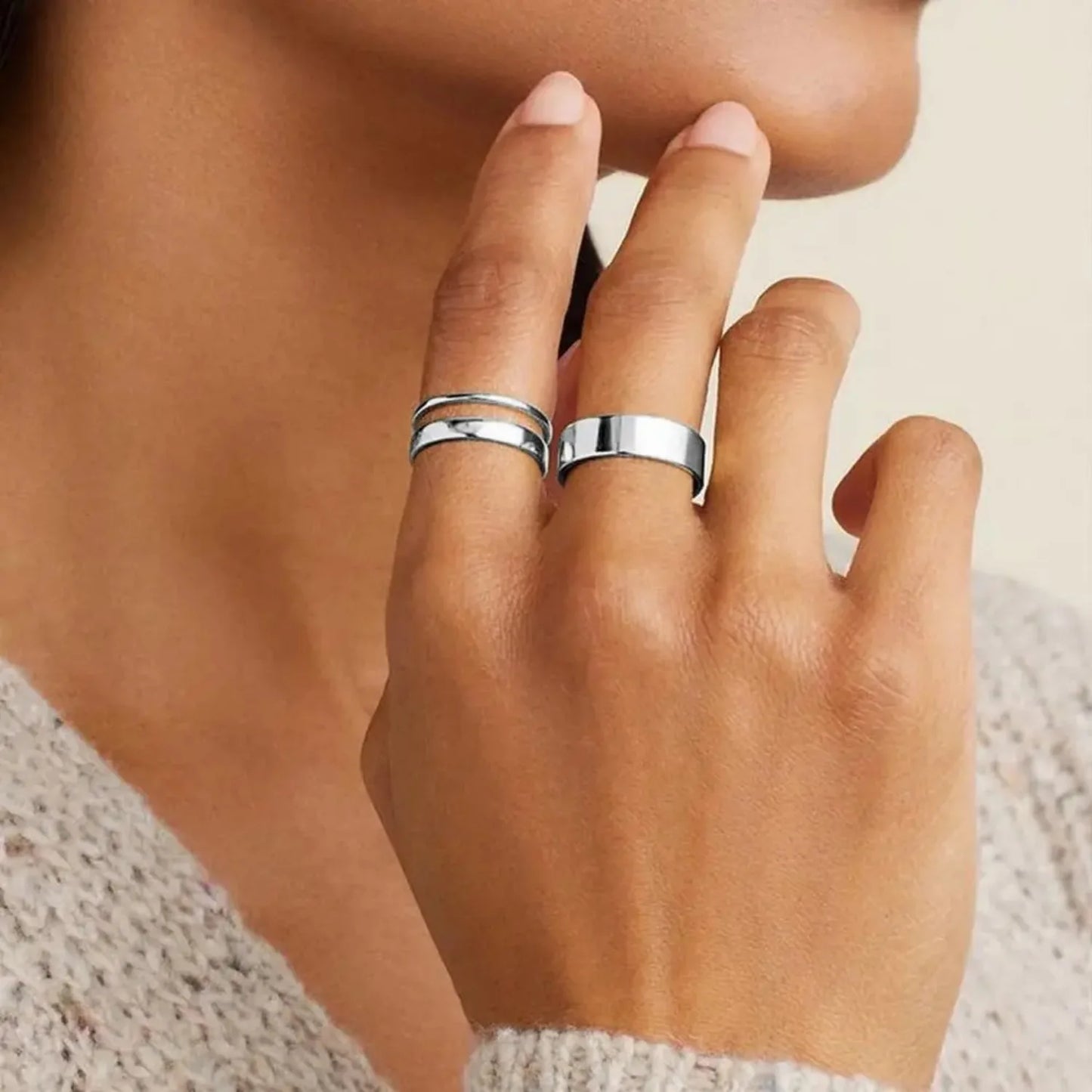 خواتم من الفضة الإسترلينية قابلة للتكديس - أشرطة رفيعة مطلية بالذهب الأبيض عيار 18 قيراطًا