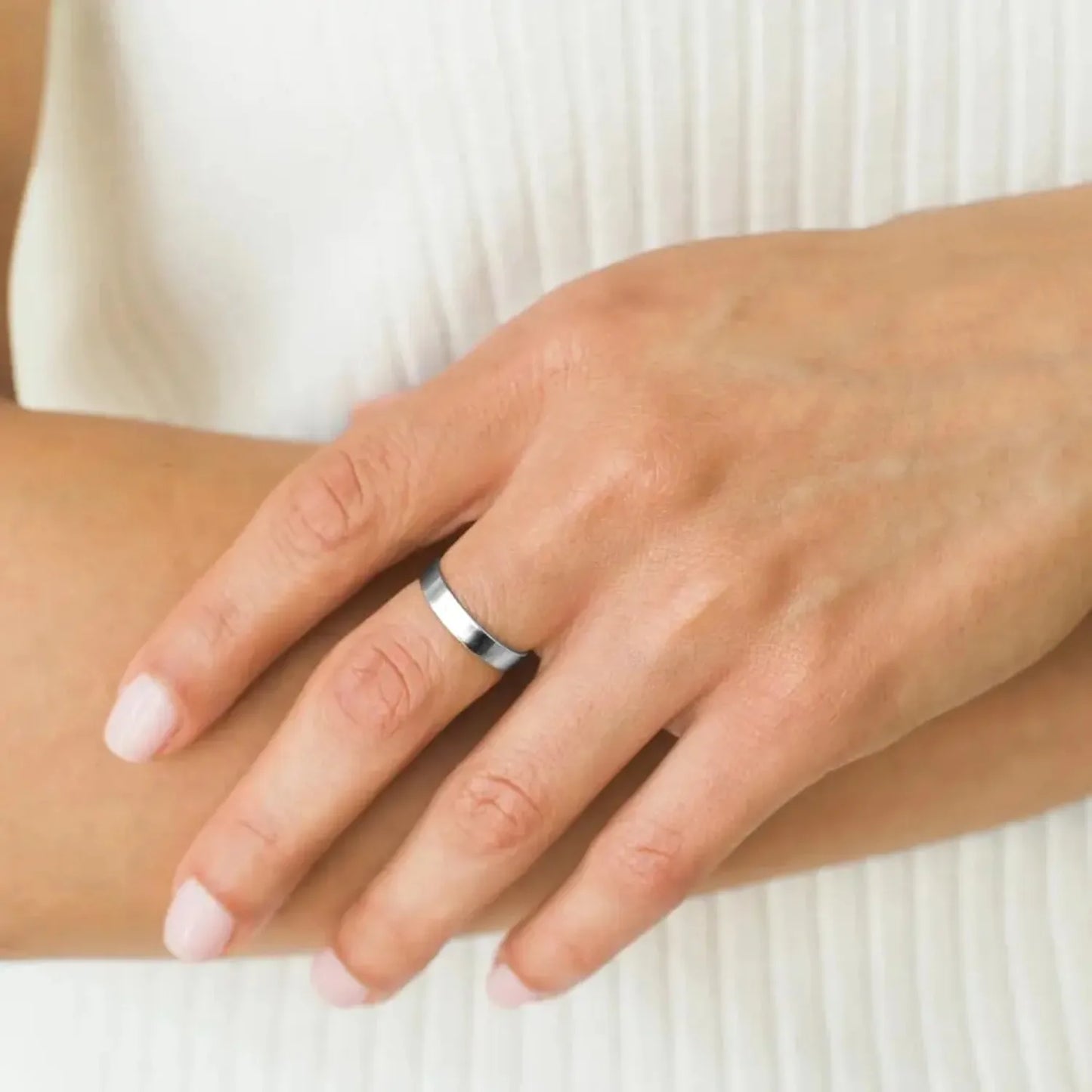 خواتم من الفضة الإسترلينية قابلة للتكديس - أشرطة رفيعة مطلية بالذهب الأبيض عيار 18 قيراطًا