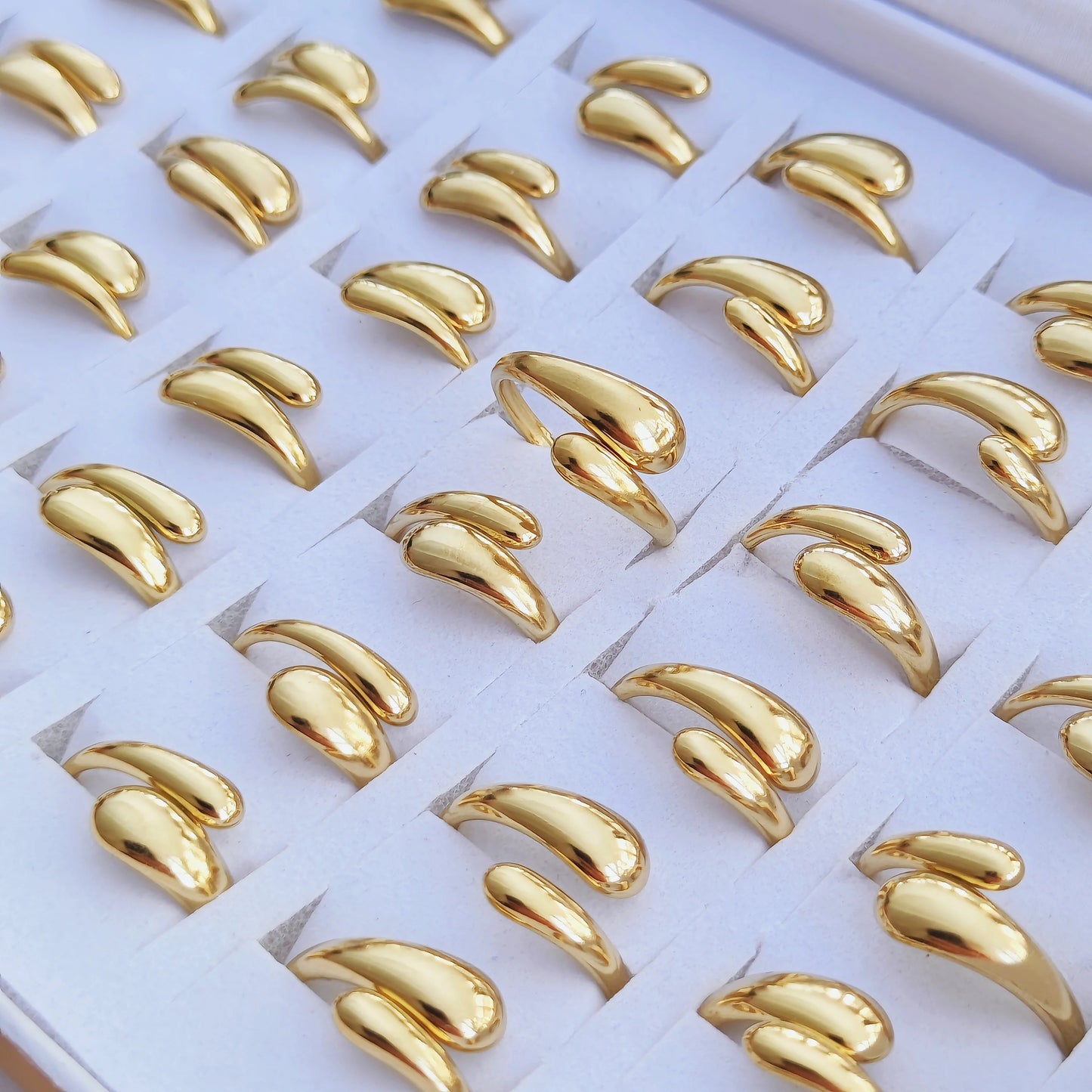 مجموعة خواتم هيكل عظمي - 10/30/50 قطعة من الخواتم الذهبية البسيطة
