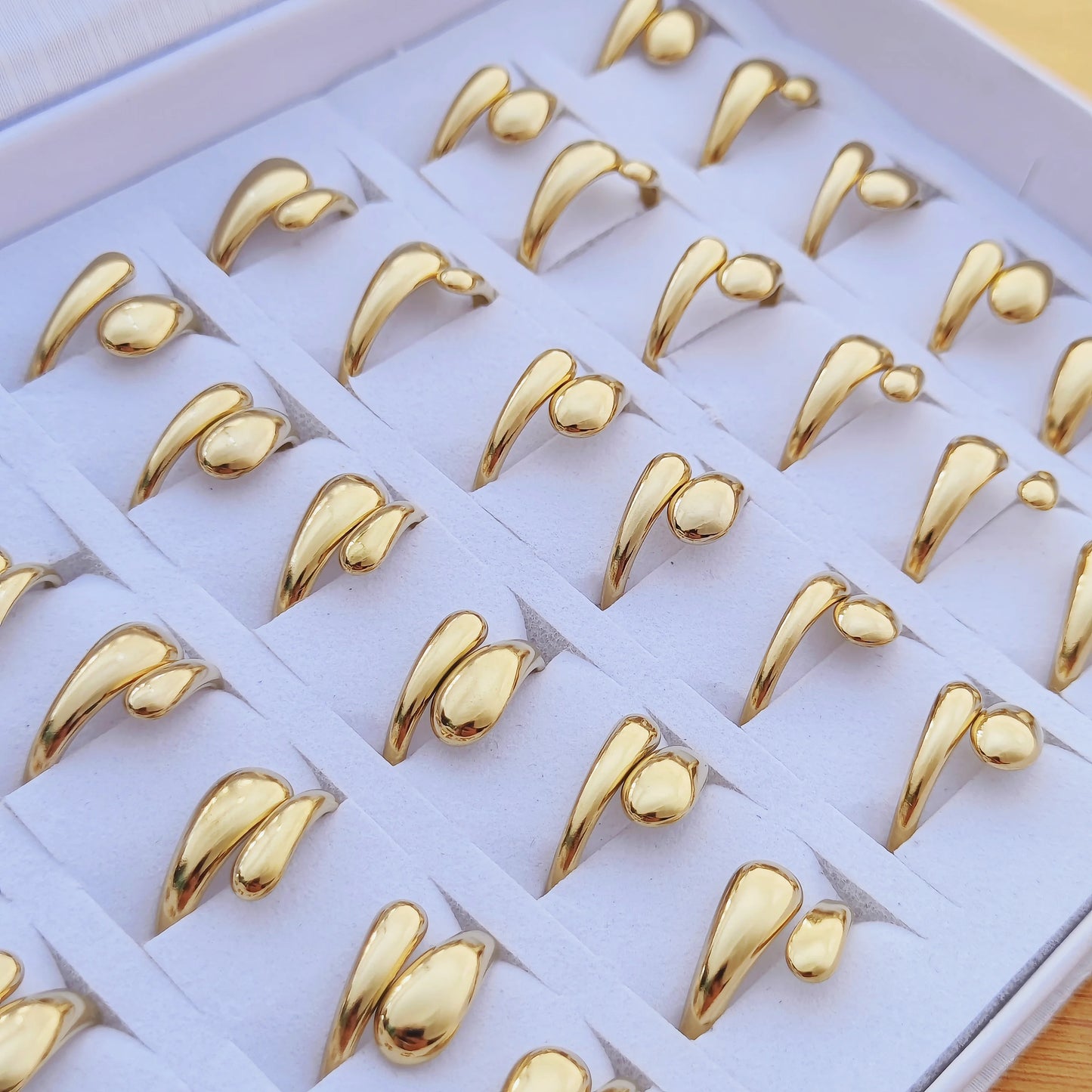 مجموعة خواتم هيكل عظمي - 10/30/50 قطعة من الخواتم الذهبية البسيطة
